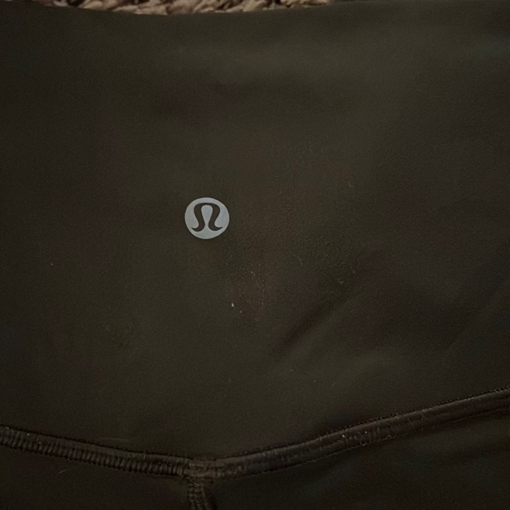 Green lululemon leggings